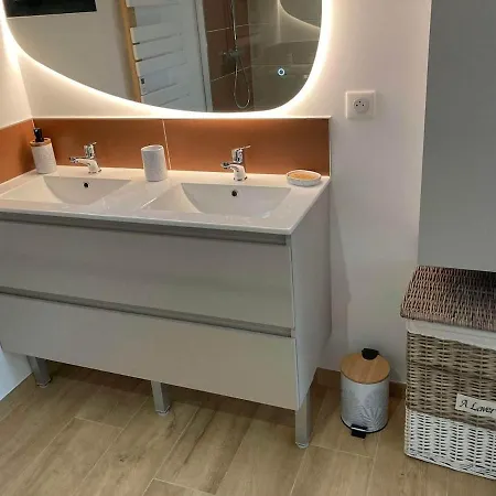 Charmante Maison Pres De La Gare 2 Prázdninový dům