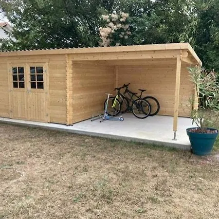 Charmante Maison Pres De La Gare 2 Prázdninový dům *