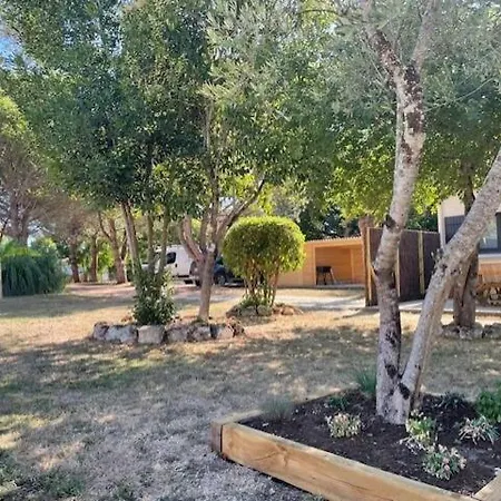 Charmante Maison Pres De La Gare 2 Prázdninový dům *